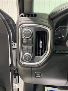 2022 GMC Sierra 1500 Denali  Limited - Photo 15 - Metropolis, IL 62960