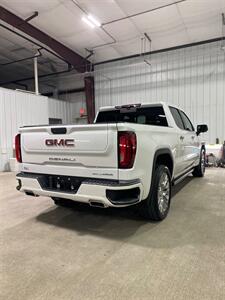 2022 GMC Sierra 1500 Denali  Limited - Photo 7 - Metropolis, IL 62960