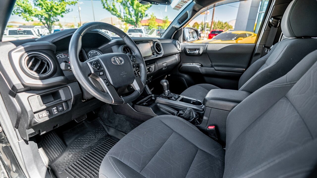 2019 Toyota Tacoma TRD Sport V6   - Photo 16 - Reno, NV 89511