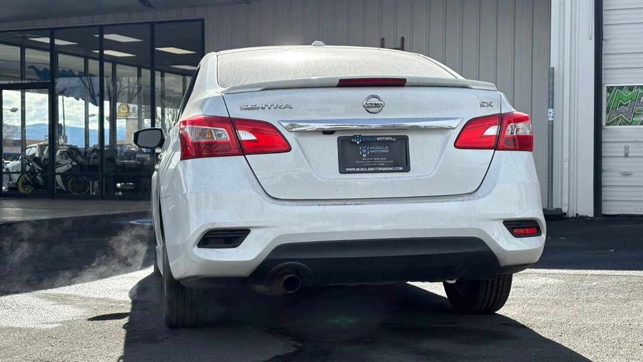 2019 Nissan Sentra SR   - Photo 2 - Reno, NV 89511
