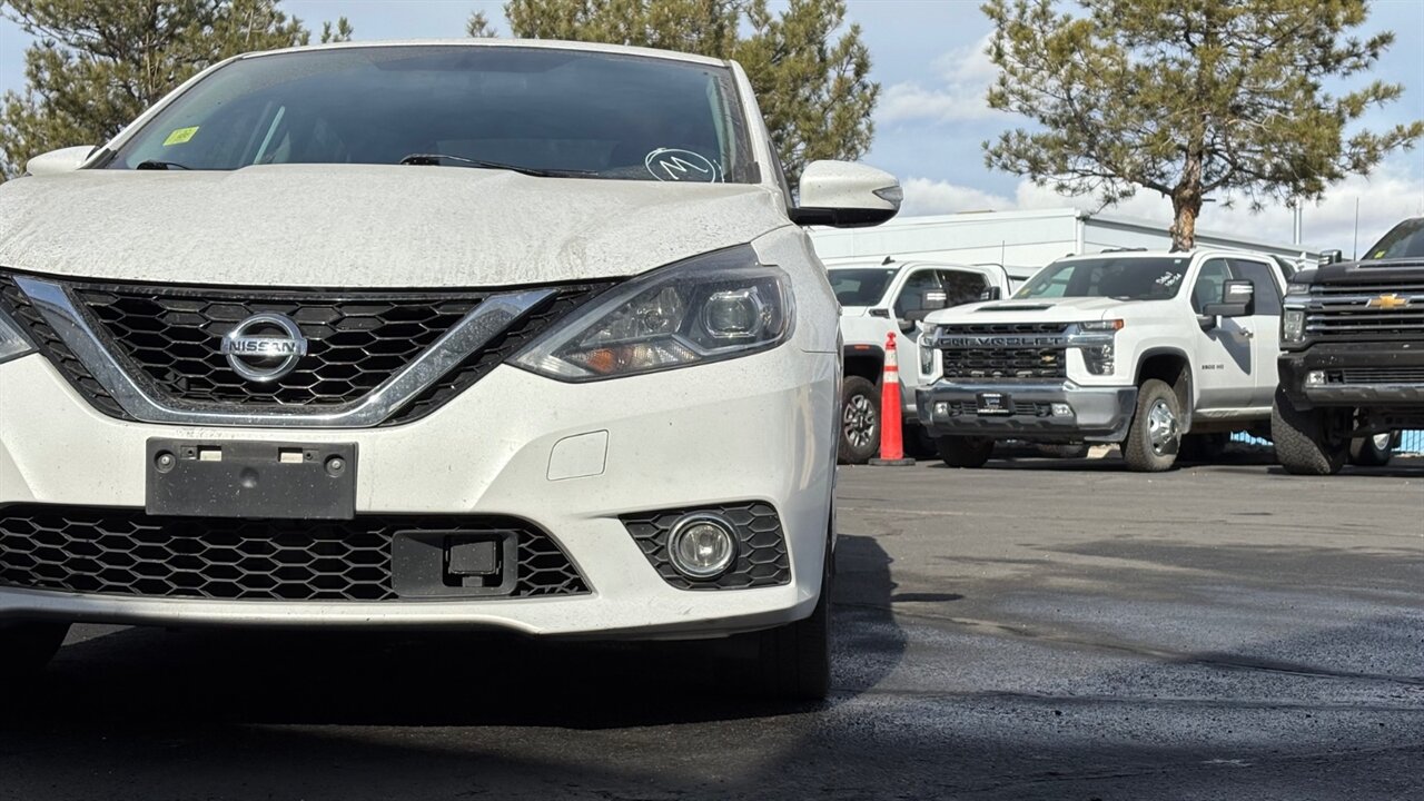 2019 Nissan Sentra SR   - Photo 8 - Reno, NV 89511