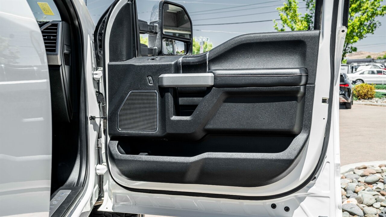 2019 Ford F-450 Super Duty Platinum DRW   - Photo 42 - Reno, NV 89511