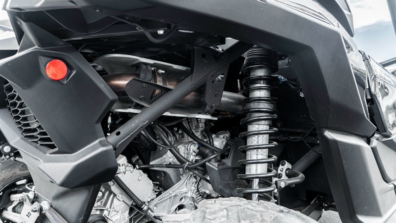 2017 Can-Am Maverick X3 X rs TURBO R   - Photo 19 - Reno, NV 89511