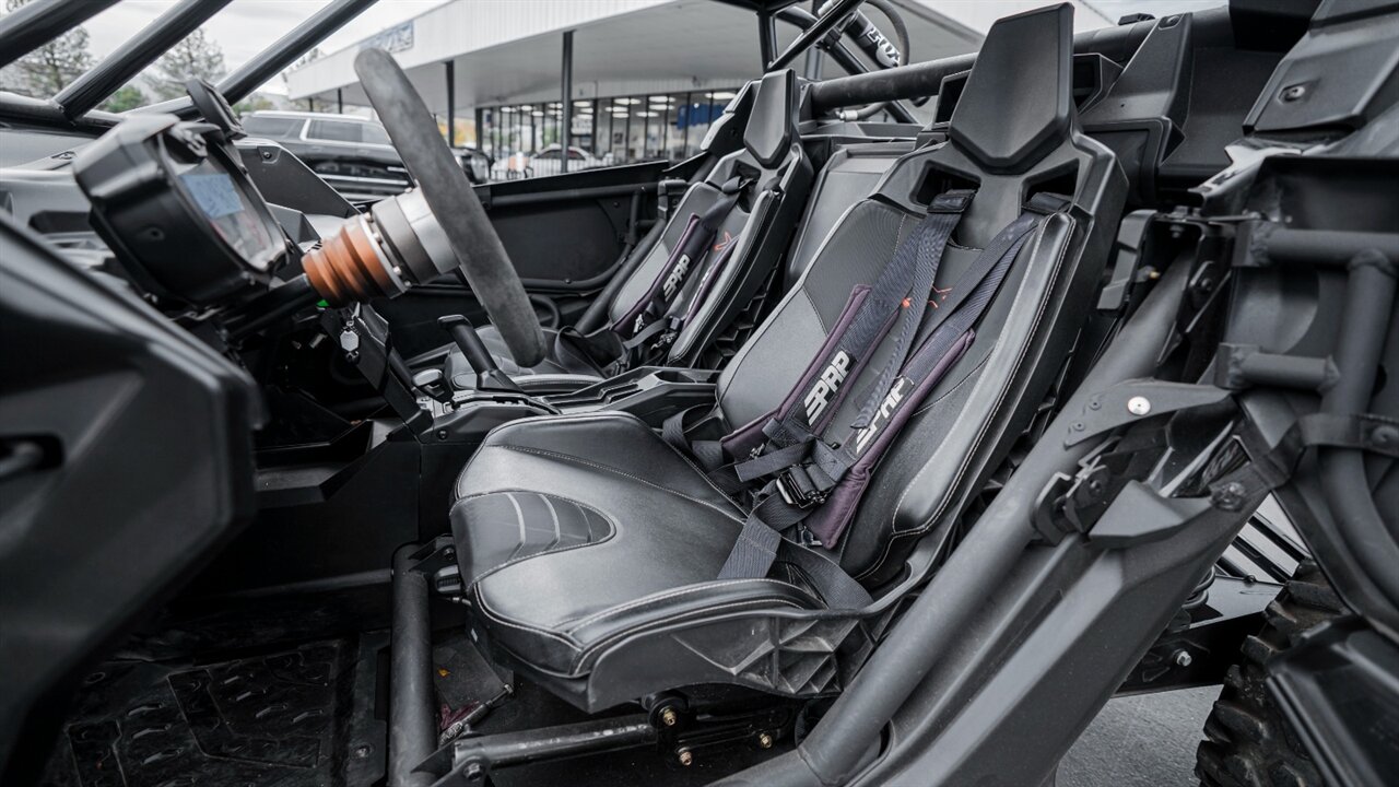 2017 Can-Am Maverick X3 X rs TURBO R   - Photo 21 - Reno, NV 89511