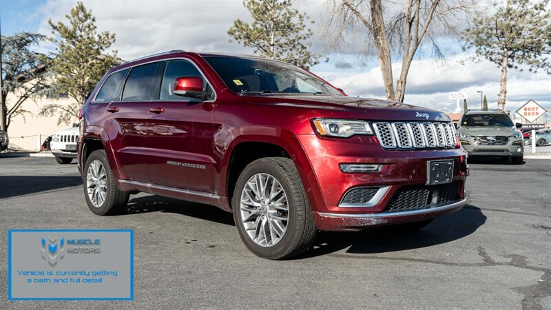 2017 Jeep Grand Cherokee Summit  