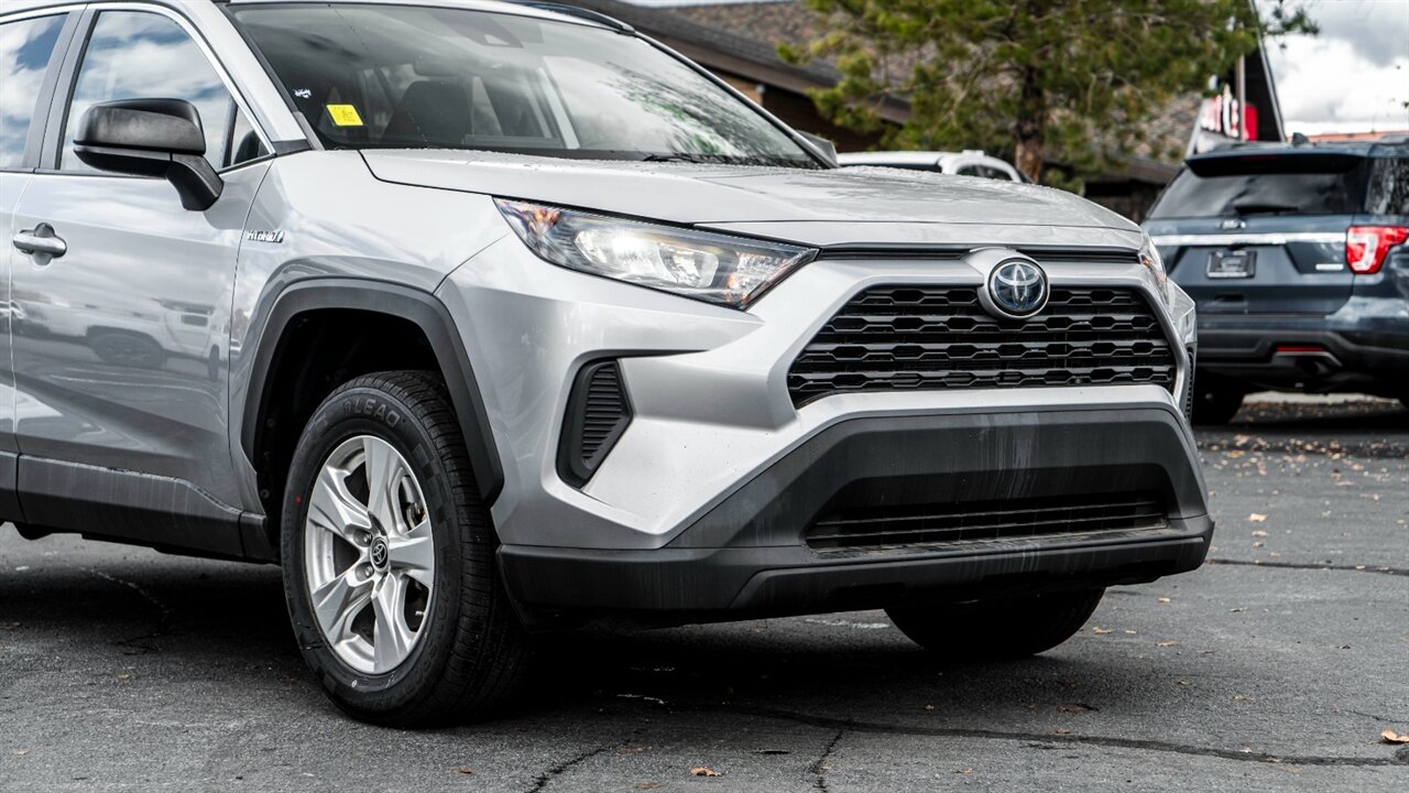 2021 Toyota RAV4 LE - Photo 7 - Reno, NV 89511