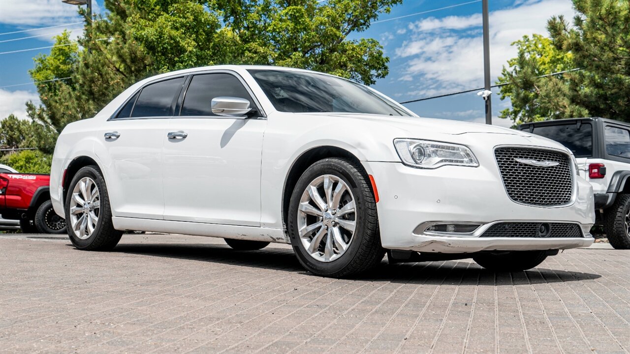 2016 Chrysler 300 Series Platinum   - Photo 1 - Reno, NV 89511