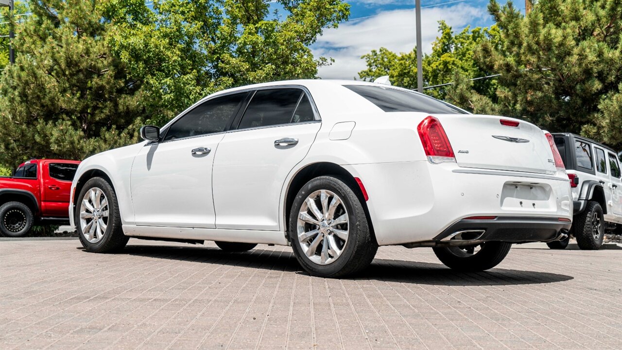 2016 Chrysler 300 Series Platinum   - Photo 2 - Reno, NV 89511