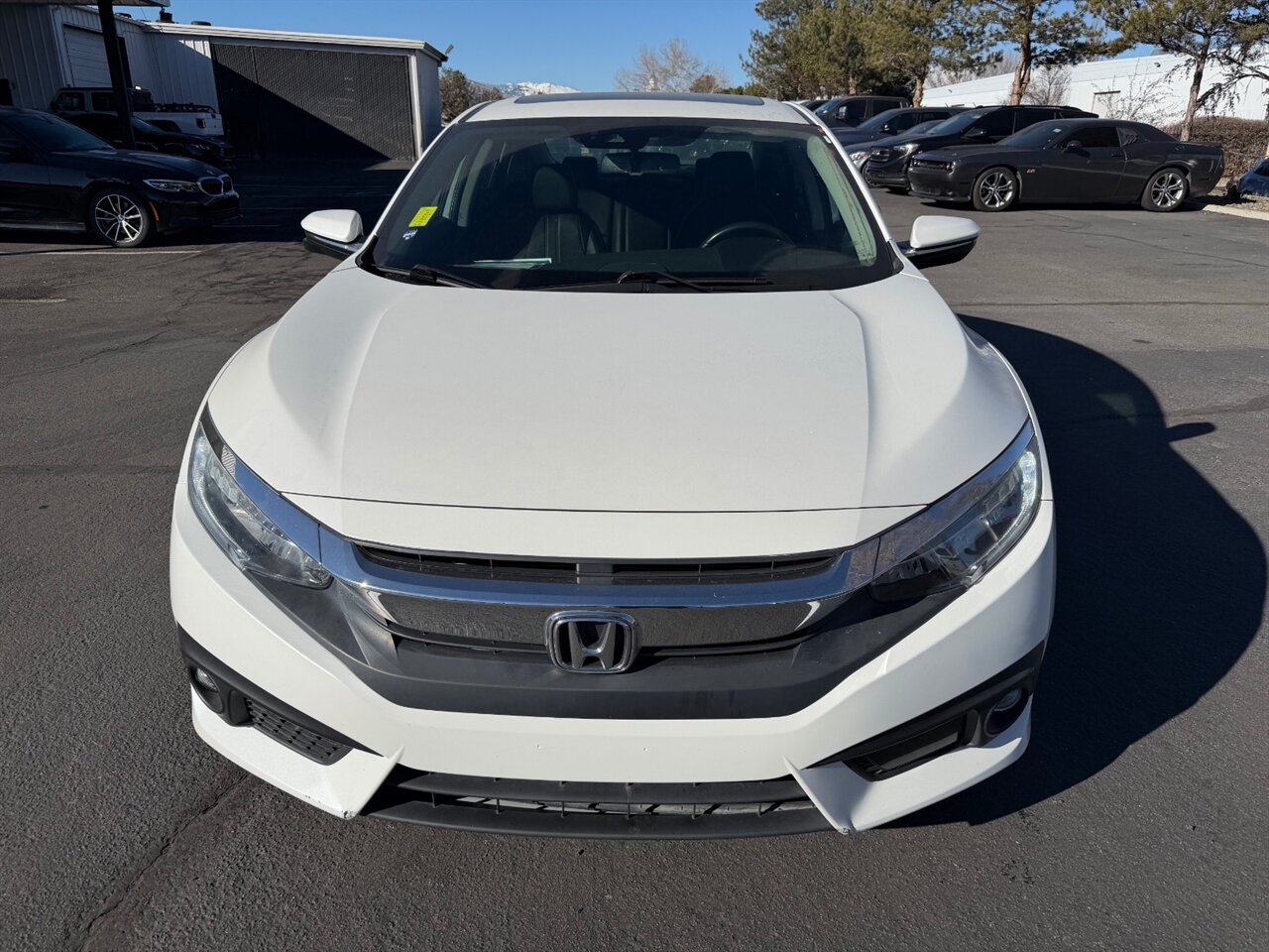 2018 Honda Civic Touring   - Photo 4 - Reno, NV 89511