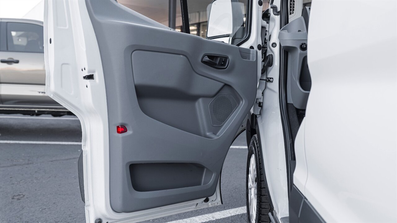 2017 Ford Transit XLT - Photo 20 - Reno, NV 89511