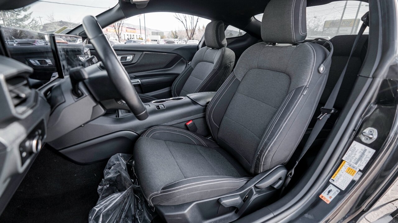 2024 Ford Mustang GT - Photo 11 - Reno, NV 89511
