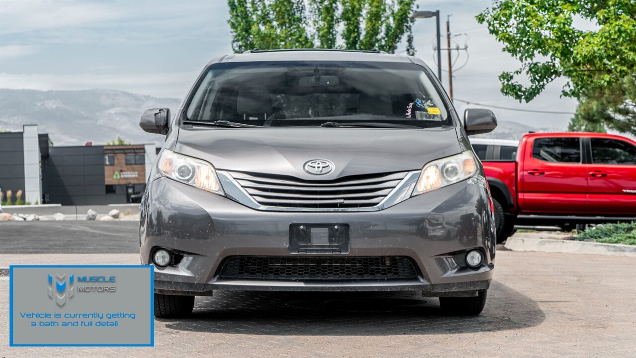 2015 Toyota Sienna XLE 8 Passenger   - Photo 4 - Reno, NV 89511