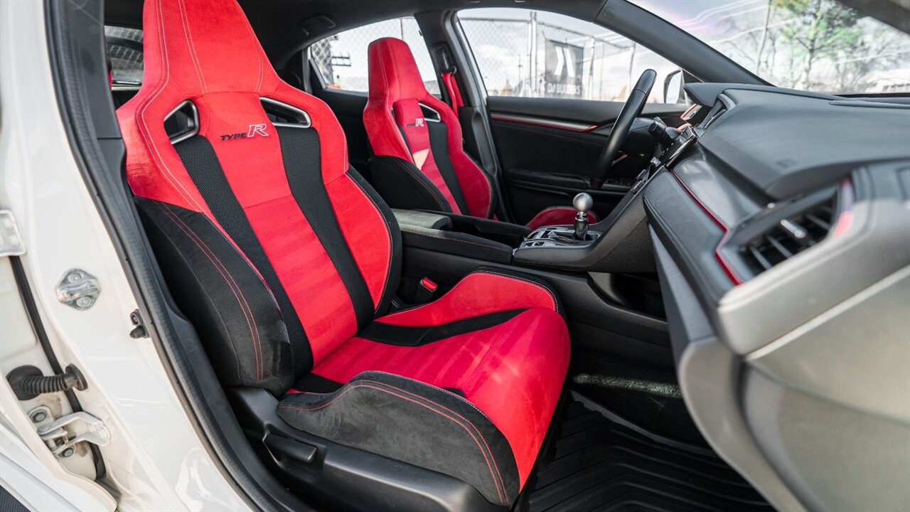 2019 Honda Civic Touring - Photo 17 - Reno, NV 89511