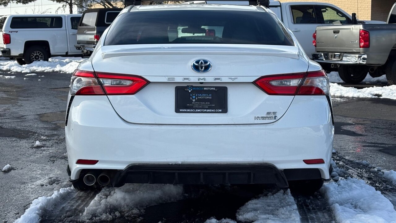 2018 Toyota Camry SE  Hybrid - Photo 5 - Reno, NV 89511