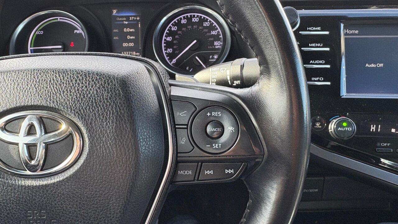 2018 Toyota Camry SE  Hybrid - Photo 18 - Reno, NV 89511