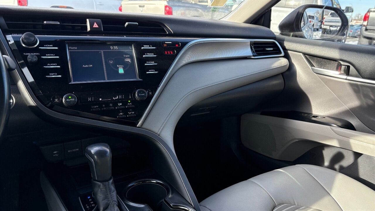 2018 Toyota Camry SE  Hybrid - Photo 20 - Reno, NV 89511