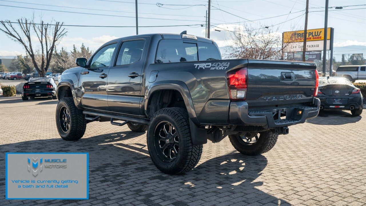 2019 Toyota Tacoma TRD Sport V6   - Photo 2 - Reno, NV 89511