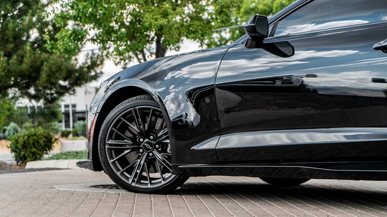 2020 Chevrolet Camaro ZL1   - Photo 12 - Reno, NV 89511