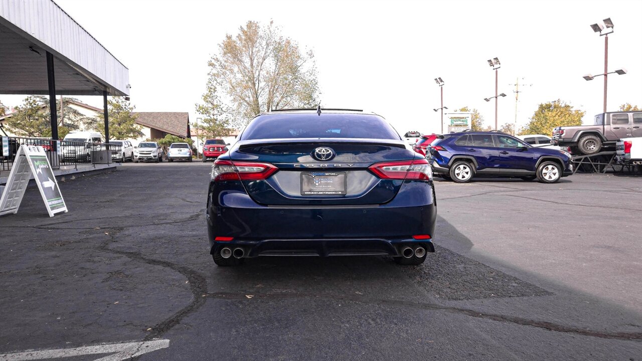 2018 Toyota Camry XLE   - Photo 6 - Reno, NV 89511