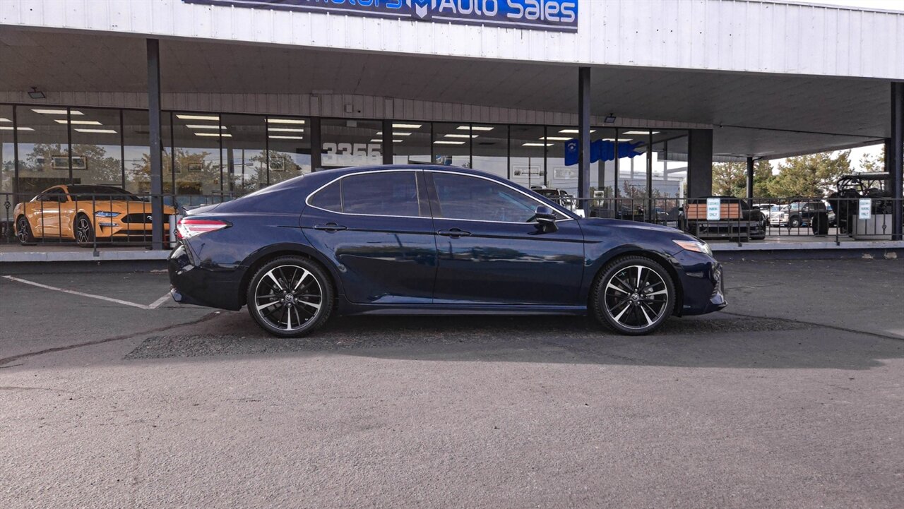 2018 Toyota Camry XLE   - Photo 5 - Reno, NV 89511