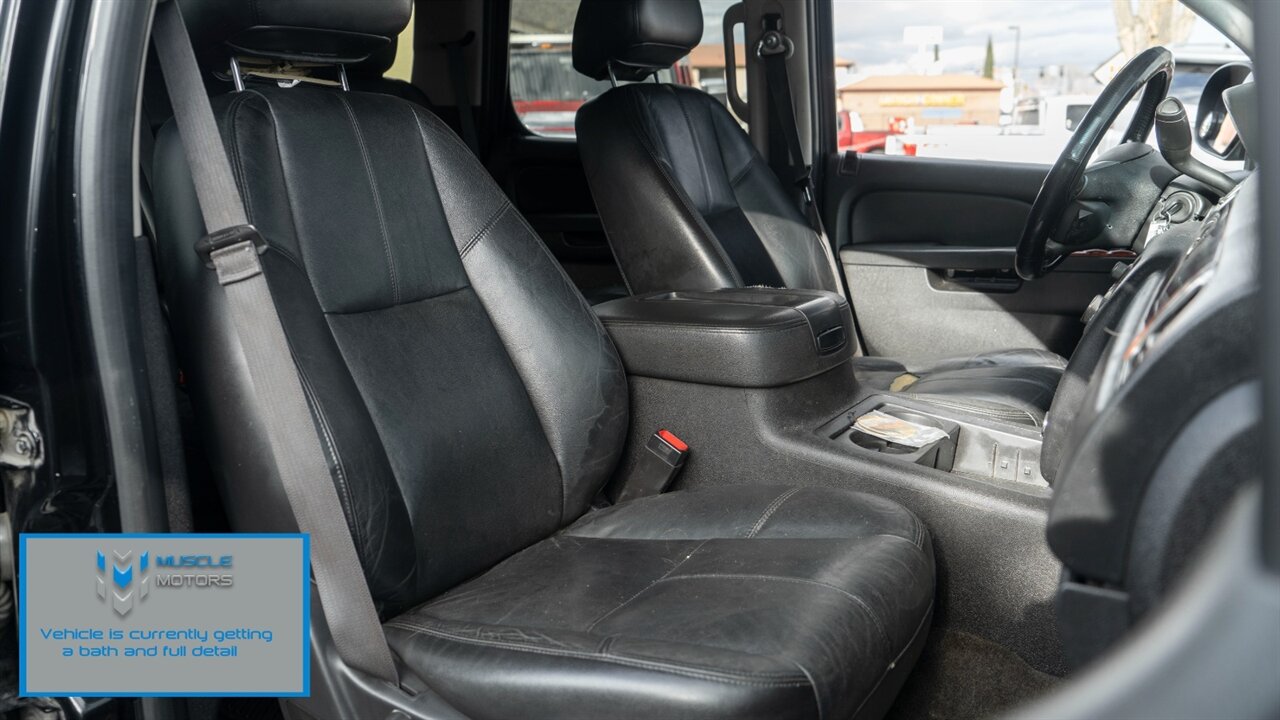 2014 Chevrolet Tahoe LT   - Photo 11 - Reno, NV 89511