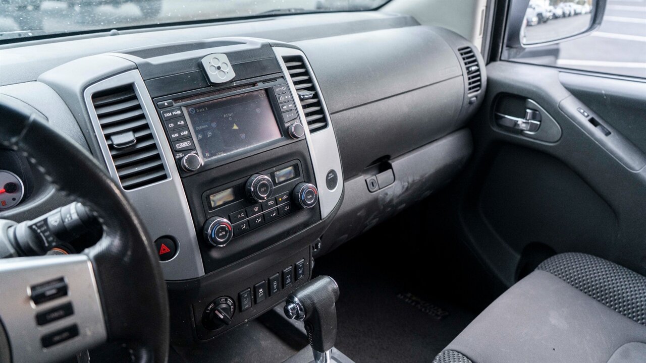 2019 Nissan Frontier PRO-4X   - Photo 16 - Reno, NV 89511