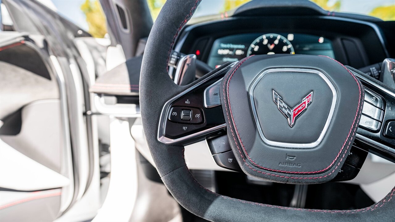 2023 Chevrolet Corvette Stingray 3LT  70th Anniversary Edition - Photo 32 - Reno, NV 89511