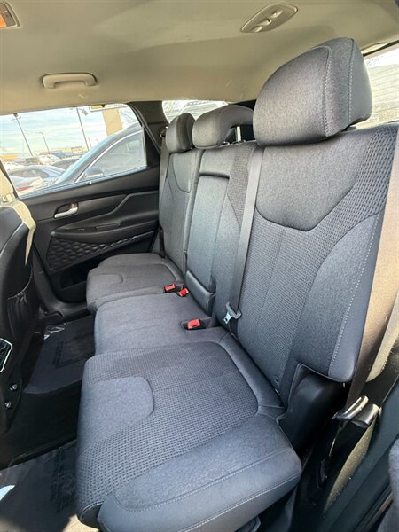 2022 Hyundai Santa Fe XRT   - Photo 11 - Reno, NV 89511