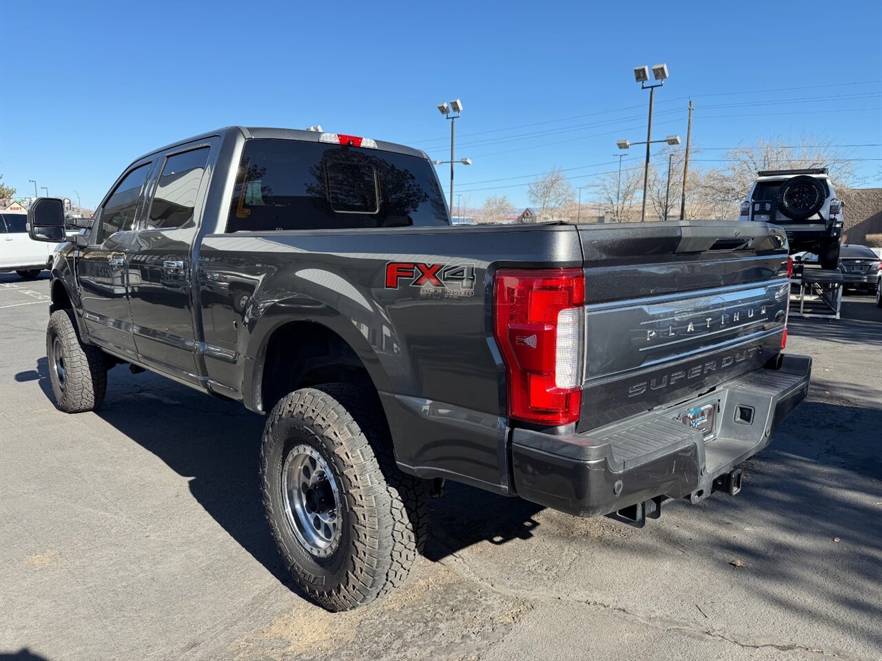 2018 Ford F-250 Super Duty Platinum   - Photo 2 - Reno, NV 89511