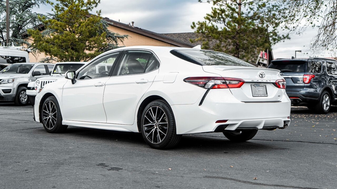 2023 Toyota Camry SE - Photo 2 - Reno, NV 89511