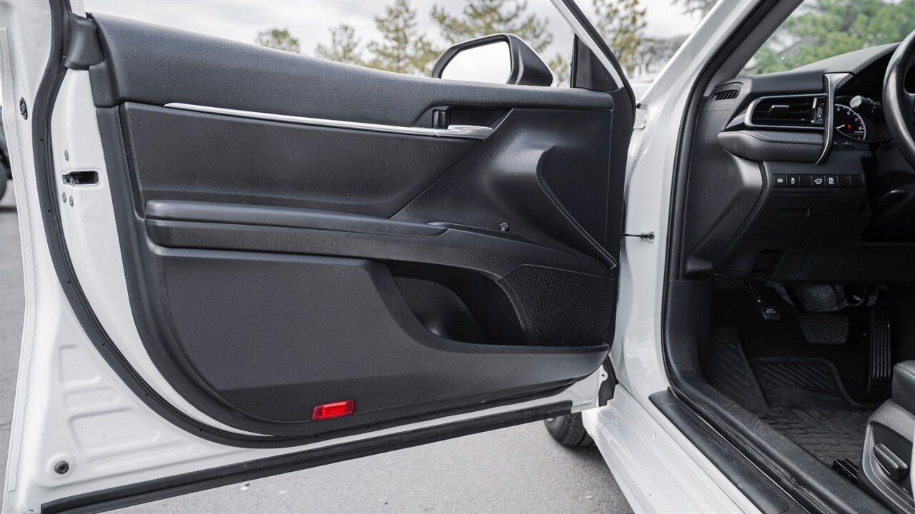 2023 Toyota Camry SE - Photo 16 - Reno, NV 89511