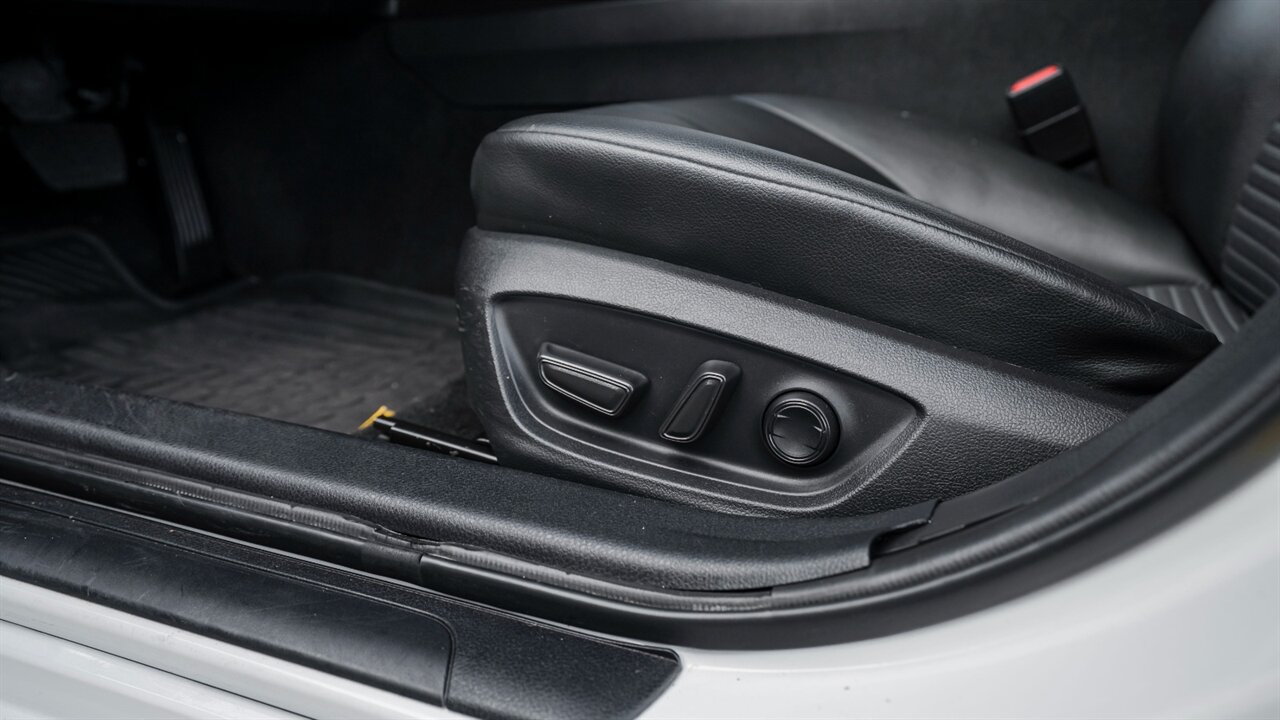 2023 Toyota Camry SE - Photo 18 - Reno, NV 89511