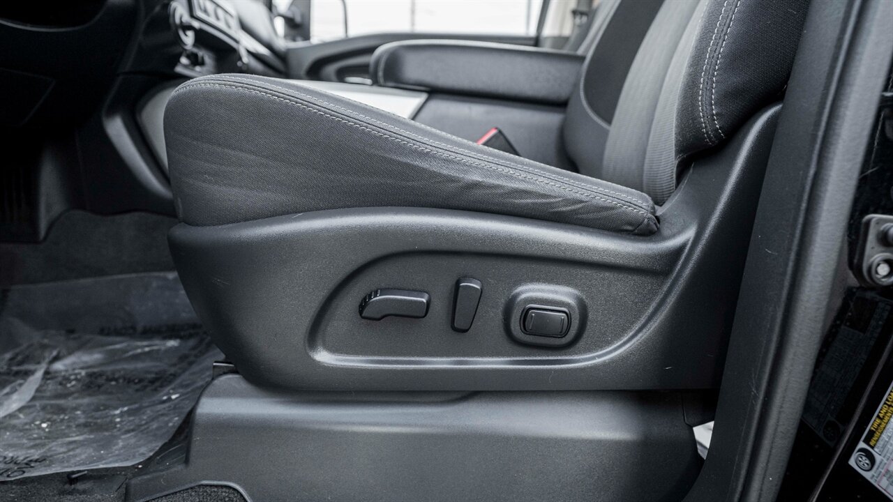 2022 Nissan Titan SV   - Photo 21 - Reno, NV 89511