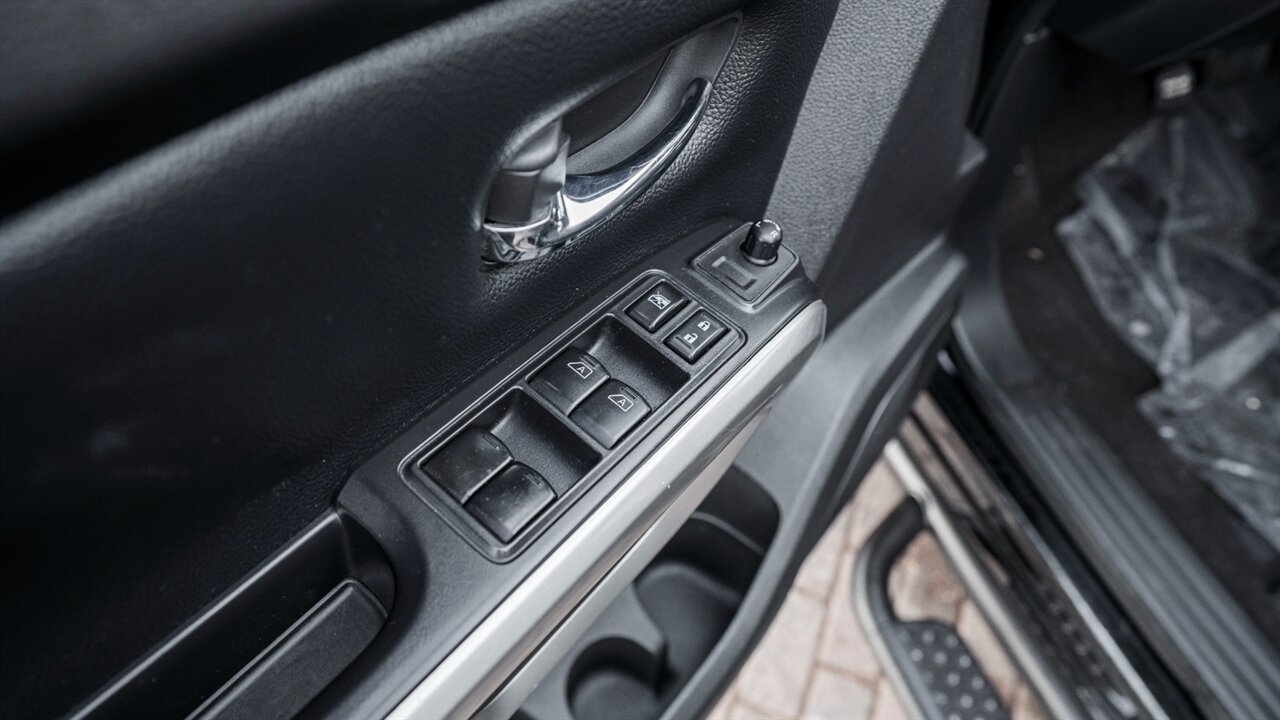 2022 Nissan Titan SV   - Photo 20 - Reno, NV 89511