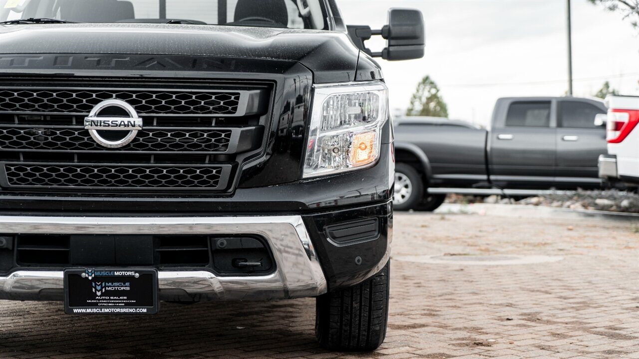 2022 Nissan Titan SV   - Photo 7 - Reno, NV 89511