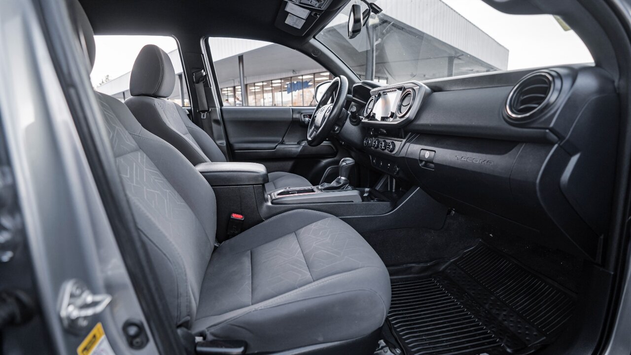 2017 Toyota Tacoma TRD Off-Road V6 - Photo 18 - Reno, NV 89511