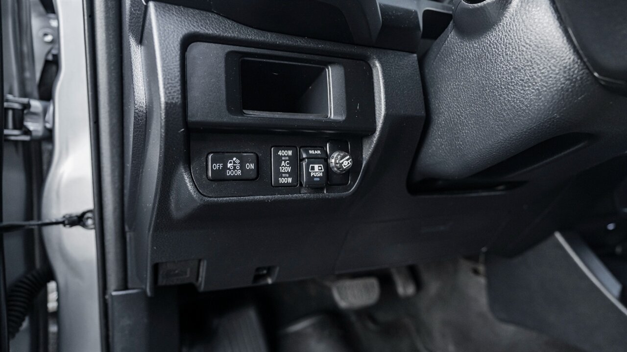 2017 Toyota Tacoma TRD Off-Road V6 - Photo 21 - Reno, NV 89511