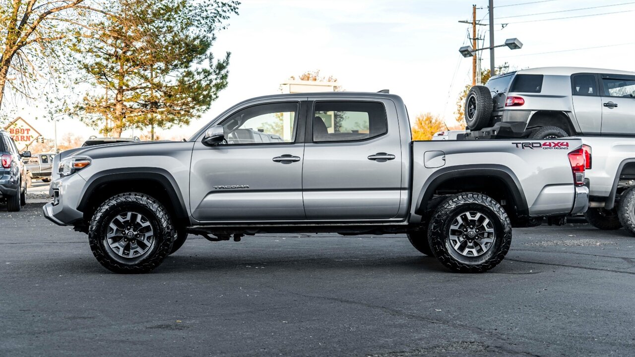 2017 Toyota Tacoma TRD Off-Road V6 - Photo 3 - Reno, NV 89511