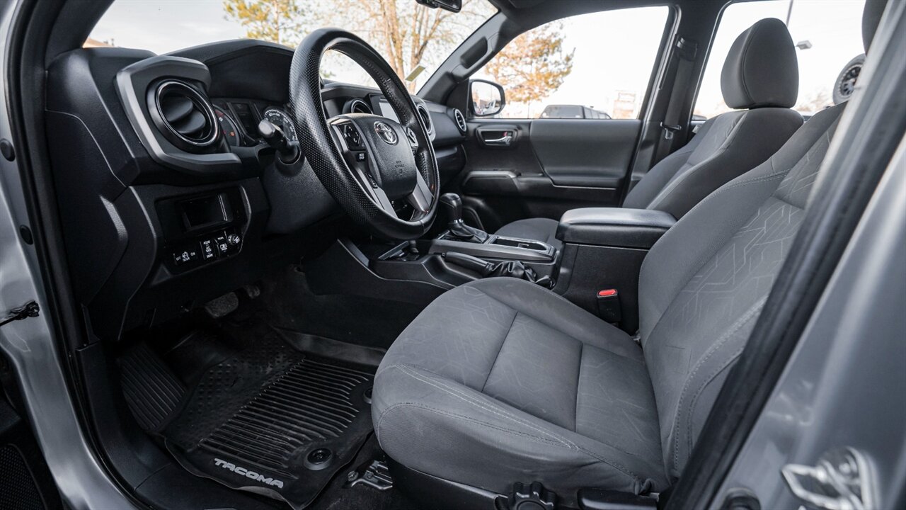 2017 Toyota Tacoma TRD Off-Road V6 - Photo 14 - Reno, NV 89511