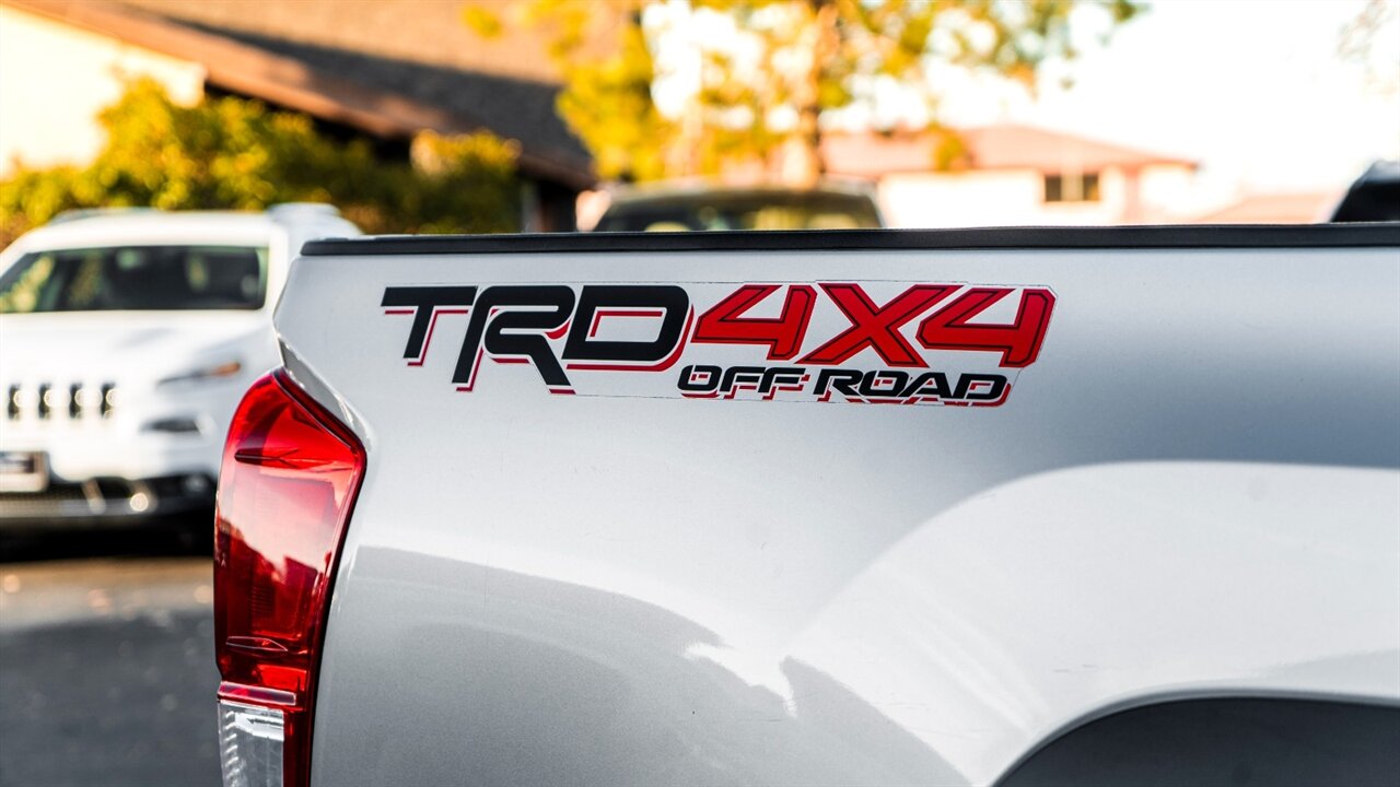 2017 Toyota Tacoma TRD Off-Road V6 - Photo 12 - Reno, NV 89511