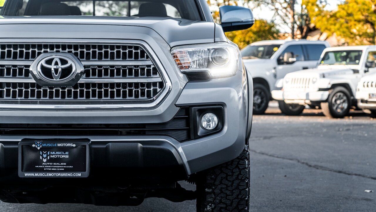 2017 Toyota Tacoma TRD Off-Road V6 - Photo 8 - Reno, NV 89511
