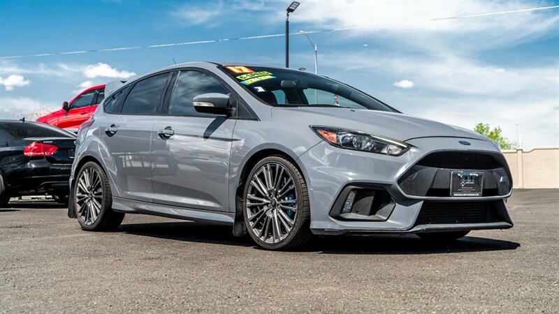 The 2017 Ford Focus RS photos