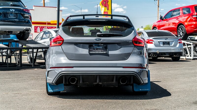 2017 Ford Focus RS photo