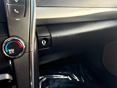 2017 Toyota Camry SE - Photo 22 - Frederick, MD 21702