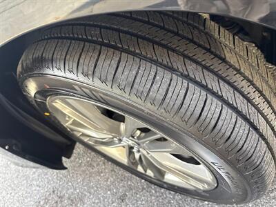 2017 Toyota Camry SE - Photo 39 - Frederick, MD 21702