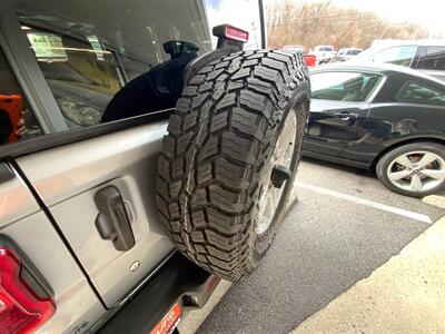2018 Jeep Wrangler Unlimited Sport - Photo 4 - Frederick, MD 21702