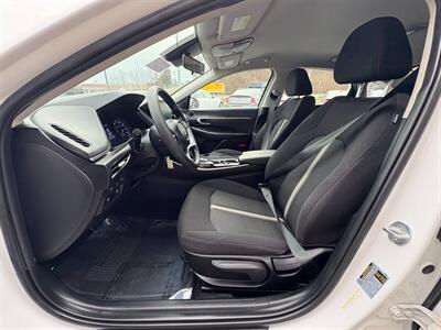 2022 Hyundai SONATA SE   - Photo 2 - Frederick, MD 21702