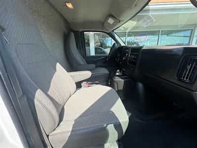 2014 Chevrolet Express 2500   - Photo 23 - Frederick, MD 21702