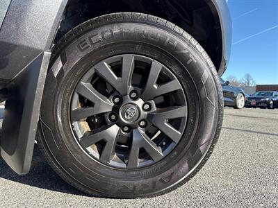 2020 Toyota Tacoma SR5 V6 - Photo 32 - Frederick, MD 21702