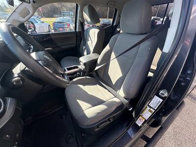 2020 Toyota Tacoma SR5 V6 - Photo 34 - Frederick, MD 21702